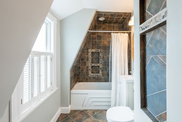 1 Roosevelt Ave, Beverly, MA 01915