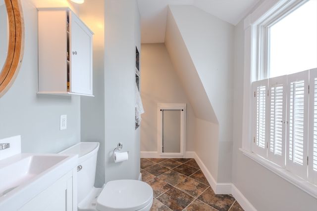 1 Roosevelt Ave, Beverly, MA 01915