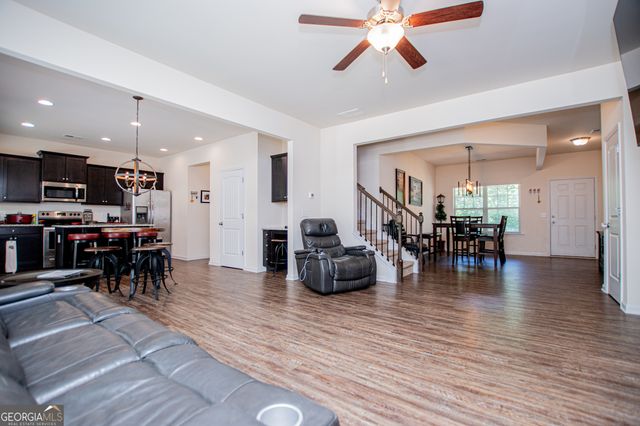 28 Sarahs Hollow Drive, Rockmart, GA 30153