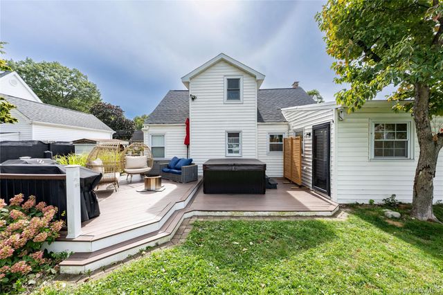 43 Foster Boulevard, North Babylon, NY 11702