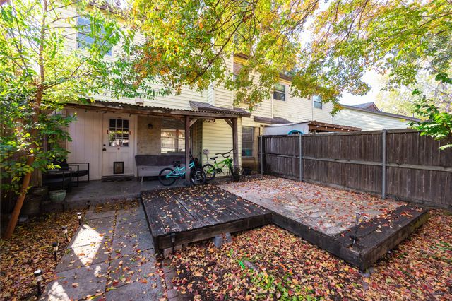4806 Rollingwood Court, Garland, TX 75043