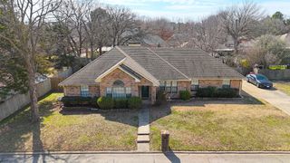 812 Mockingbird Street, Bonham, TX 75418