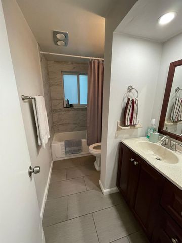 2110 NE 39th Street 7A, Fort Lauderdale, FL 33308