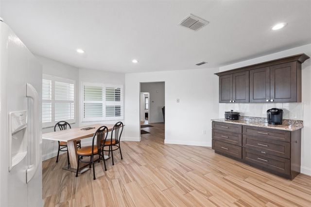 1957 PRAIRIE DUNES CIRCLE N, Lakeland, FL 33810