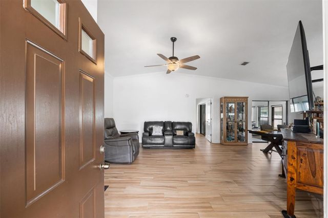 1957 PRAIRIE DUNES CIRCLE N, Lakeland, FL 33810