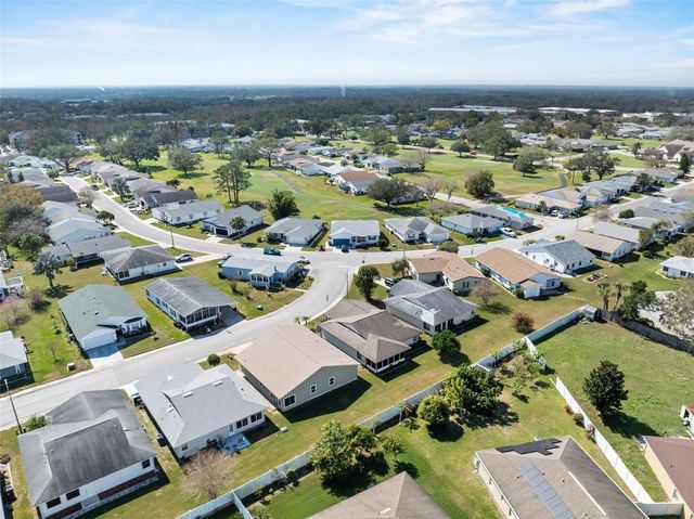 1957 PRAIRIE DUNES CIRCLE N, Lakeland, FL 33810