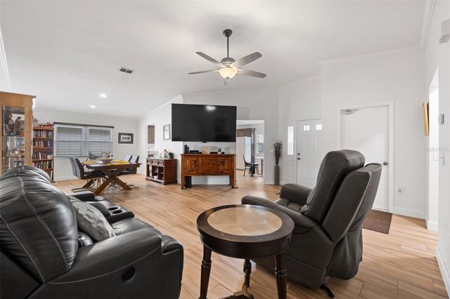 1957 PRAIRIE DUNES CIRCLE N, Lakeland, FL 33810