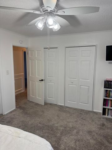 81 E Division Road, Valparaiso, IN 46383