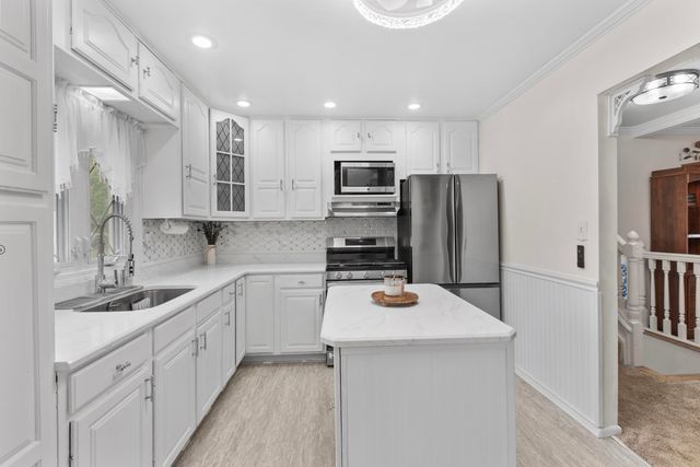 81 E Division Road, Valparaiso, IN 46383