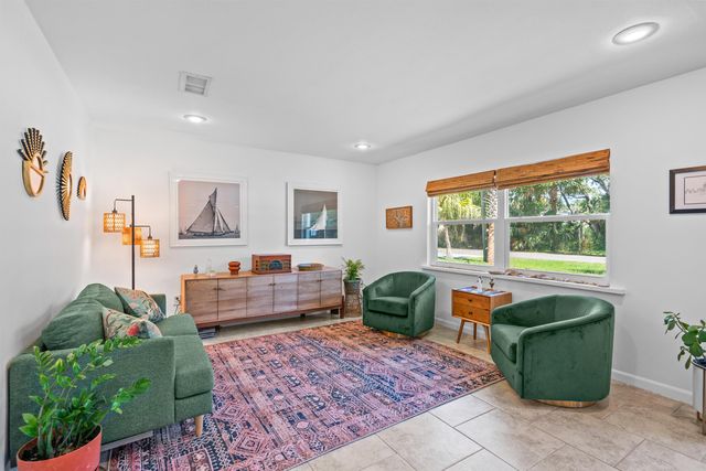 125 14th St., St Augustine Beach, FL 32080