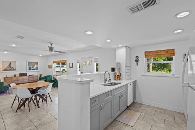 125 14th St., St Augustine Beach, FL 32080