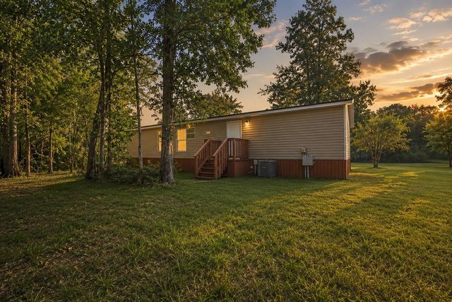 162 Road 67635, Dayton, TX 77535