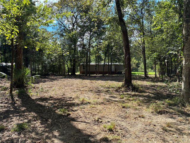 162 Road 67635, Dayton, TX 77535
