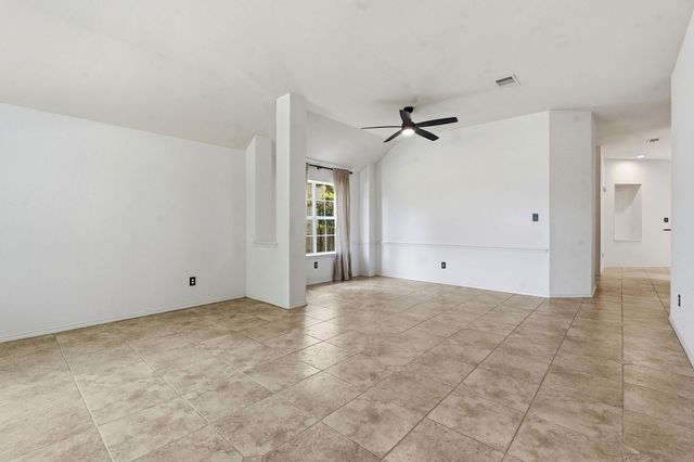 5021 McDade DR, Austin, TX 78735