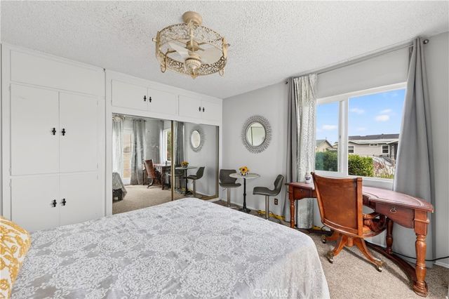 1442 W G Street, Wilmington, CA 90744