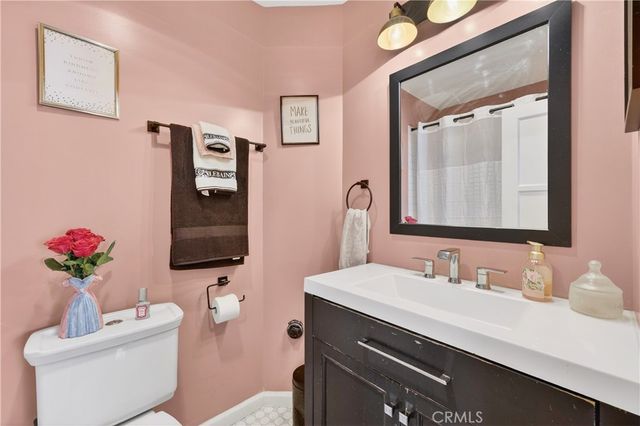 1442 W G Street, Wilmington, CA 90744