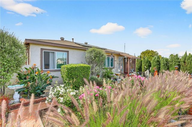 1442 W G Street, Wilmington, CA 90744