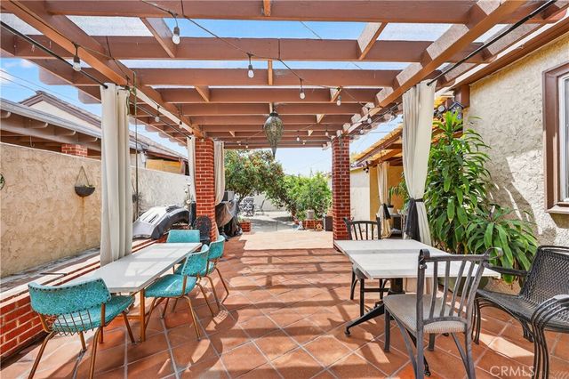 1442 W G Street, Wilmington, CA 90744