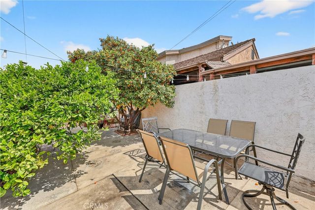 1442 W G Street, Wilmington, CA 90744