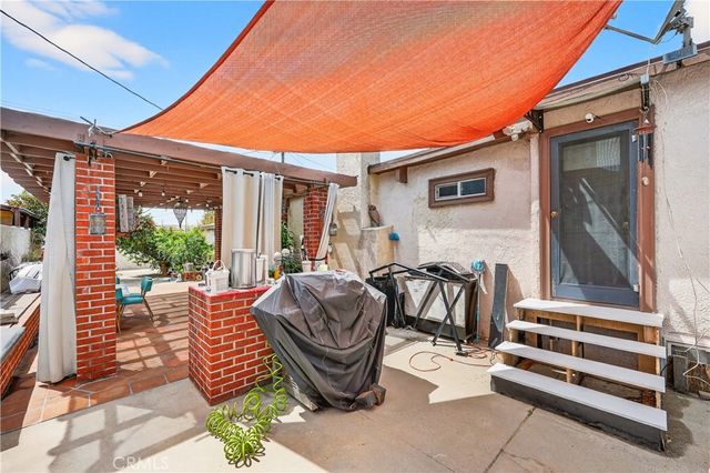 1442 W G Street, Wilmington, CA 90744