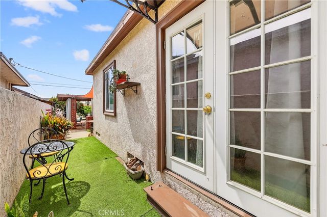 1442 W G Street, Wilmington, CA 90744