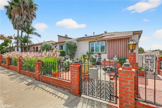 1442 W G Street, Wilmington, CA 90744