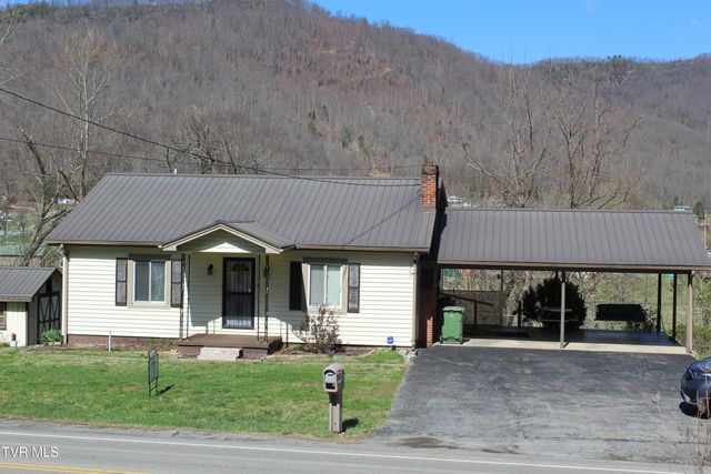 6284 Us Highway 421, Pennington Gap, VA 24277
