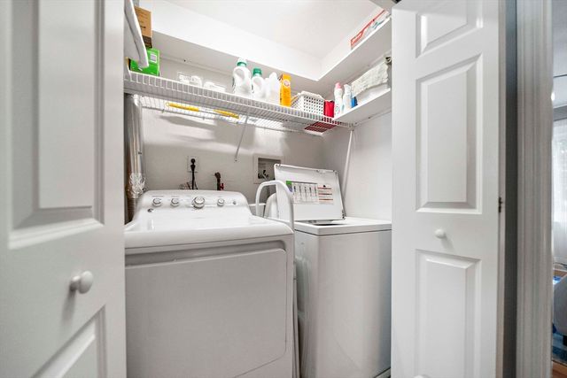 36 Maple St 36, Canton, MA 02021