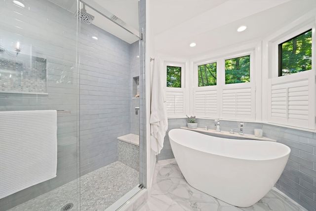 36 Maple St 36, Canton, MA 02021
