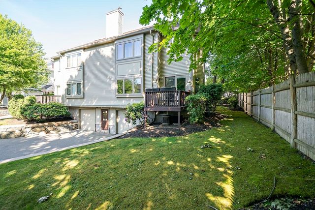 36 Maple St 36, Canton, MA 02021
