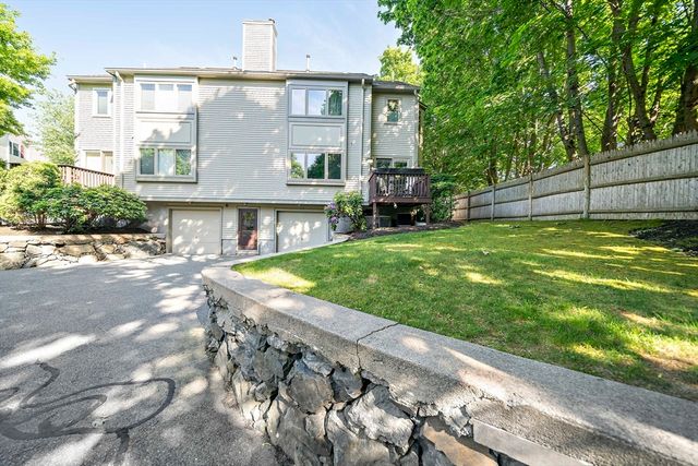 36 Maple St 36, Canton, MA 02021