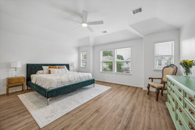 5013 Lehman Oaks Drive, Houston, TX 77018