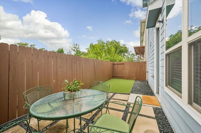 5013 Lehman Oaks Drive, Houston, TX 77018