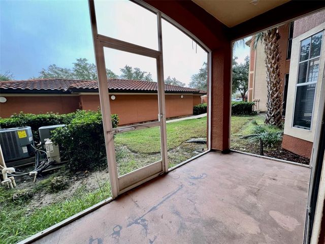 5566 METROWEST BOULEVARD 2-105, Orlando, FL 32811