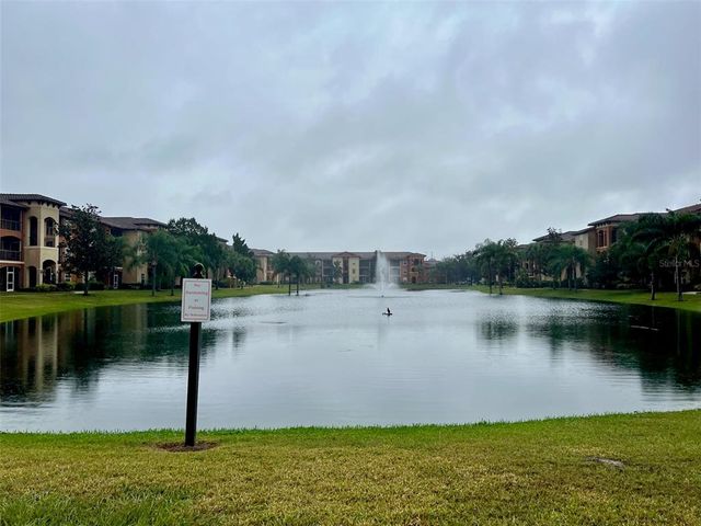 5566 METROWEST BOULEVARD 2-105, Orlando, FL 32811