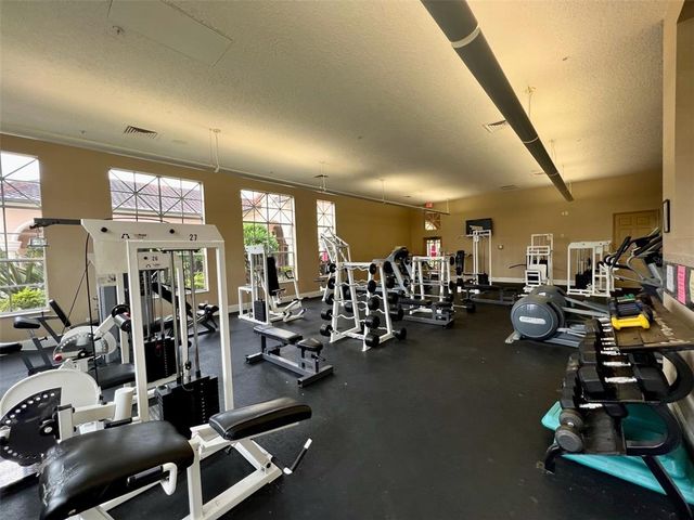 5566 METROWEST BOULEVARD 2-105, Orlando, FL 32811