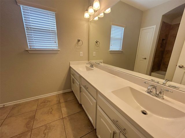 7101 Truchas Peak Trail, Fort Worth, TX 76131