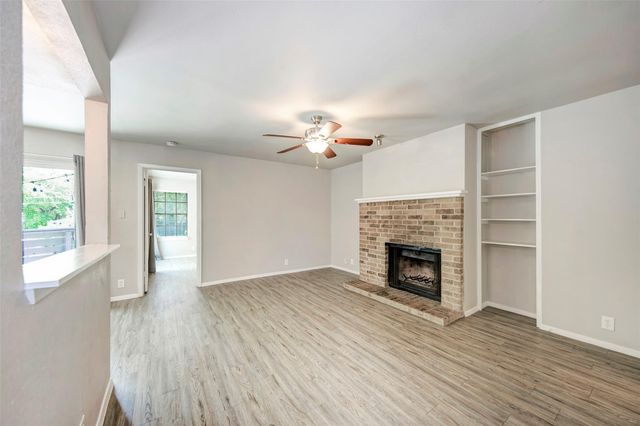 2106 Nickerson ST 201, Austin, TX 78704