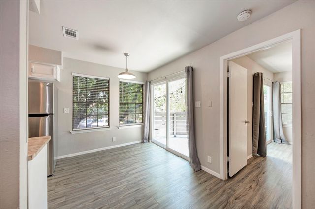 2106 Nickerson ST 201, Austin, TX 78704