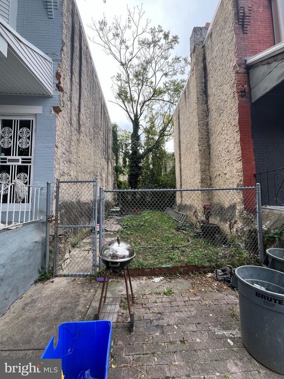 1420 N VOGDES ST, Philadelphia, PA 19131