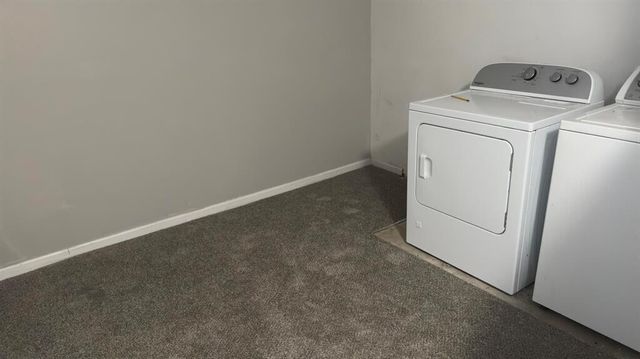 1426 Crimson Way, Walled Lake, MI 48390