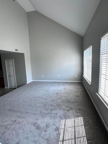 1426 Crimson Way, Walled Lake, MI 48390