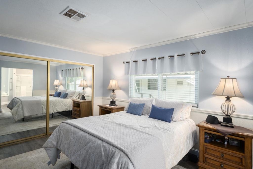 Image 19 of property listing at 339 N Frankwood Avenue # 9, Sanger, CA 93657