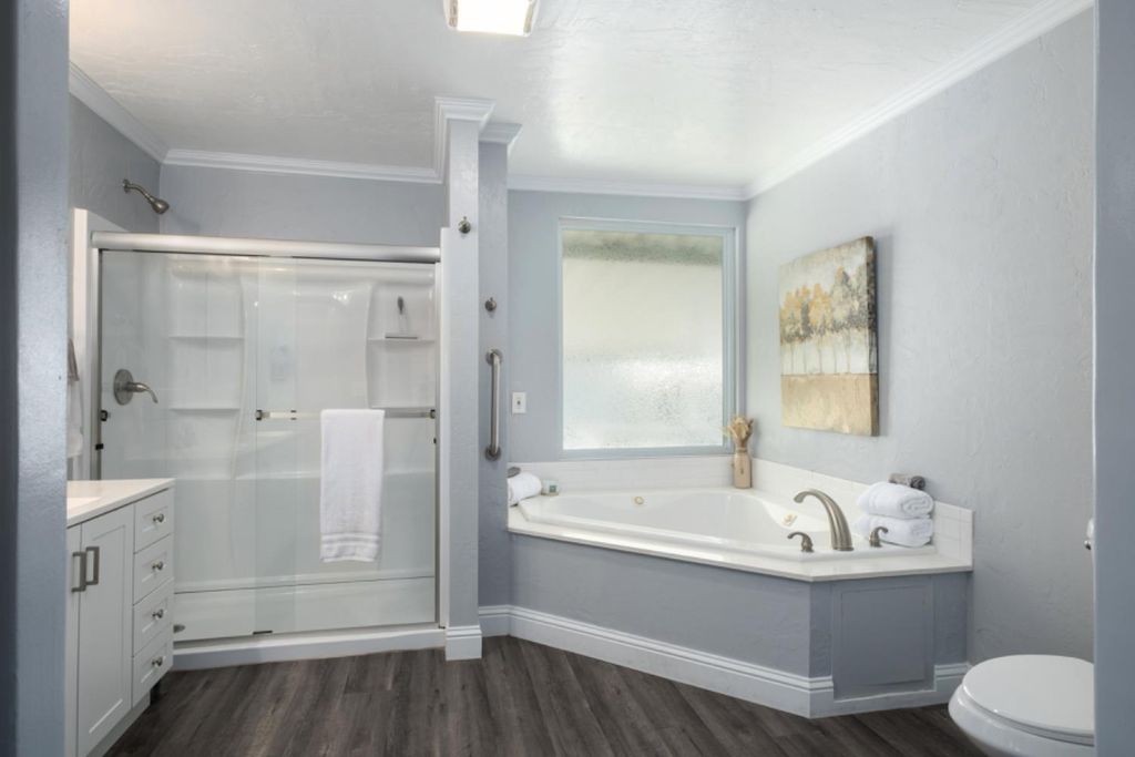 Image 20 of property listing at 339 N Frankwood Avenue # 9, Sanger, CA 93657