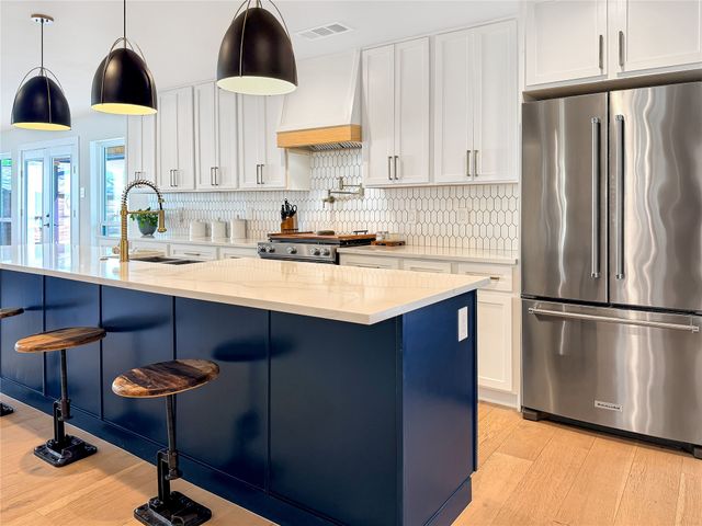 213 Canyon Valley Drive, Richardson, TX 75080