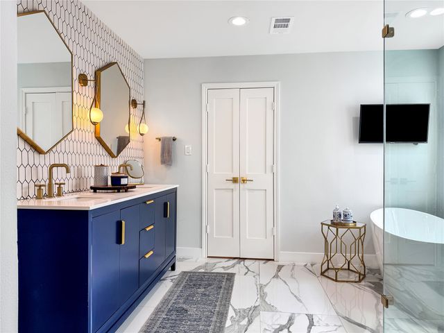 213 Canyon Valley Drive, Richardson, TX 75080