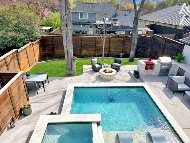 213 Canyon Valley Drive, Richardson, TX 75080