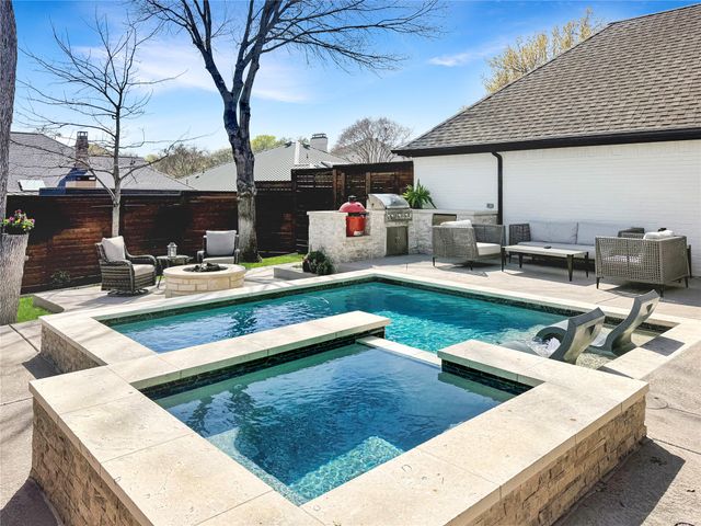 213 Canyon Valley Drive, Richardson, TX 75080