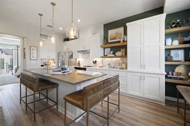 12001 Vista Parke DR 1402, Austin, TX 78726