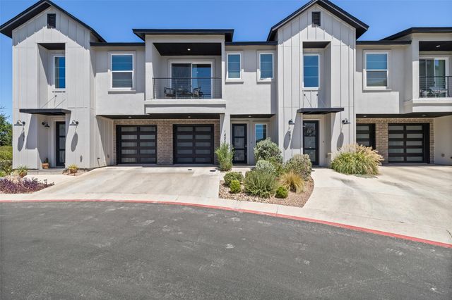12001 Vista Parke DR 1402, Austin, TX 78726